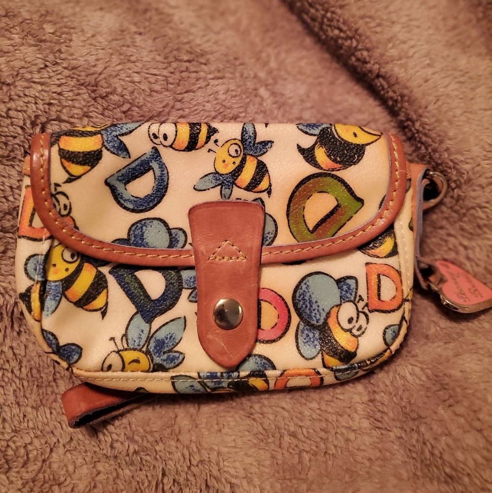 Dooney & Bourke wristlet